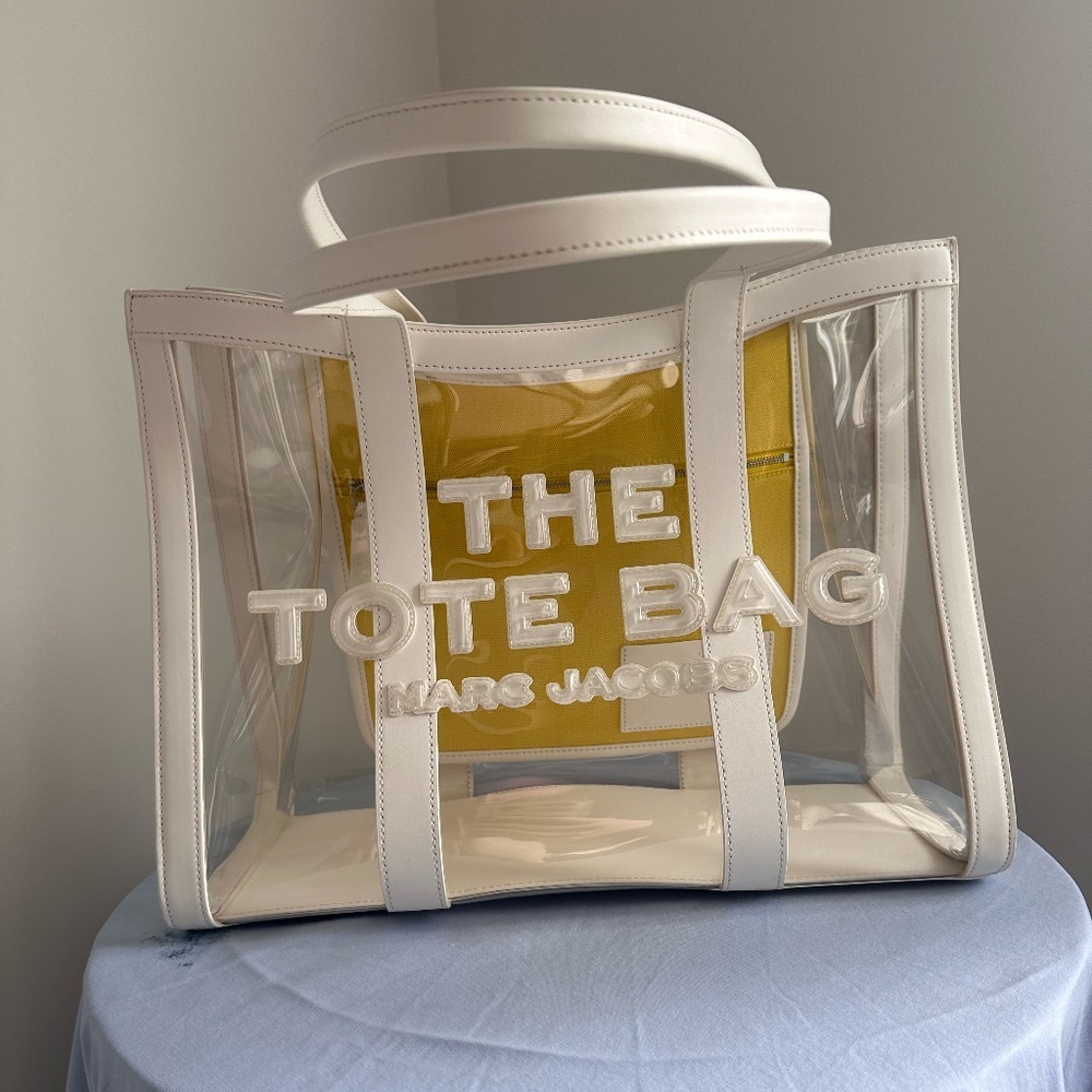 LIKE NEW Marc Jacobs The Clear Large Tote bag - Picture 8 of 11